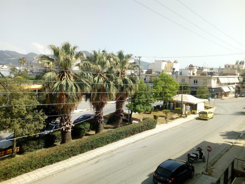 "Green Apartment" Close To Port & Center - Parking Patras Bagian luar foto